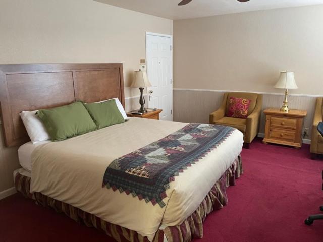 June Lake Motel Bagian luar foto