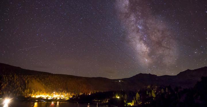 June Lake Motel Bagian luar foto